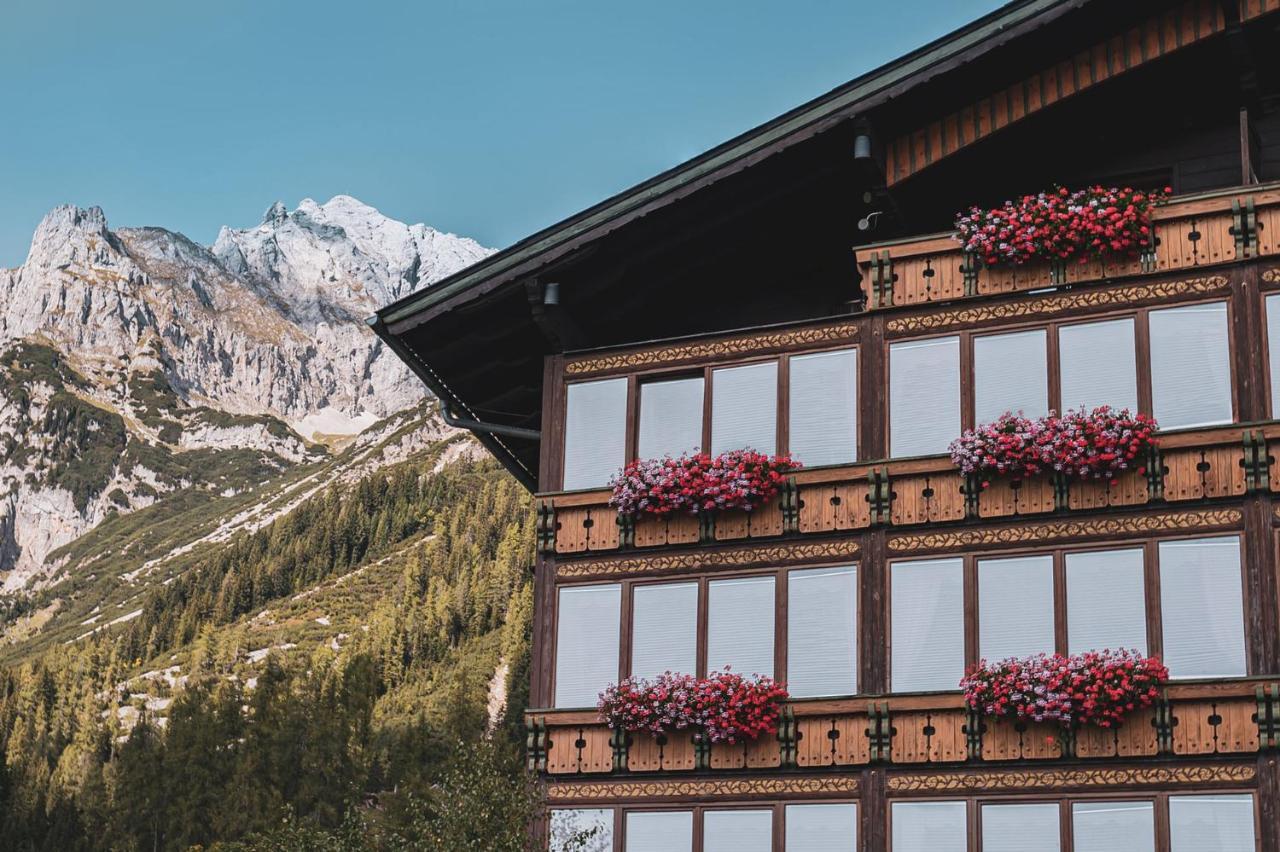 Bio Hotel Feistererhof - Charmant Naturlich Seit 1448 ラムサウ・アム・ダッハシュタイン エクステリア 写真